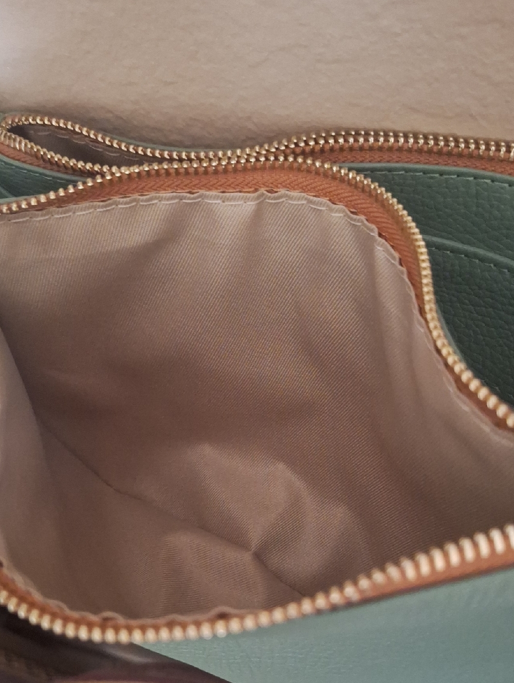 Valentina Italy Pebbled Leather Multi Entrys 12 " W 8" T - Picture 4 of 7
